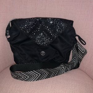 Ivivva crossbody bag